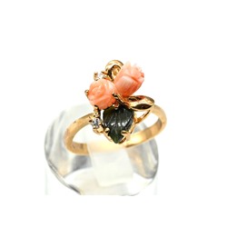 Кольцо женское "Роза и тюльпан" c кораллом и нефритом, размер 17.