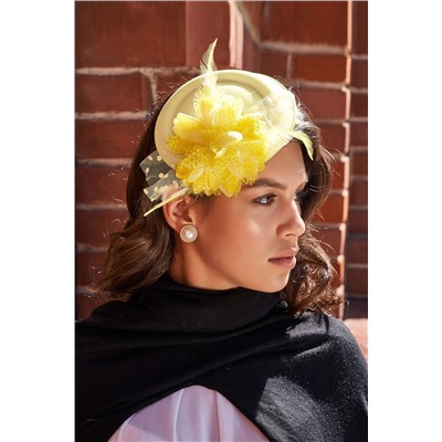 Шляпка-таблетка из фетра с декором женская мини шляпка с цветком на заколке "Самое неизведанное" MERSADA #923996