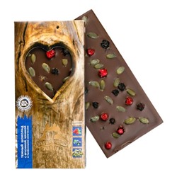 Шоколад темный с брусникой, черникой и тыквенными семечками коробка 90 г Территория Тайги