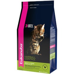 Eukanuba Hairball для взрослых кошек живущих в помещении, способствующий выведению шерсти