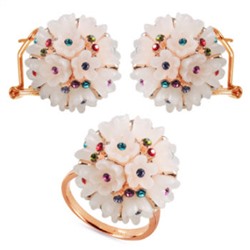 Комплект: кольцо, серьги (вставки: Кристаллы SW, микс, Пластик, белый; покрытие: Золото)