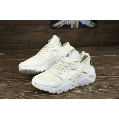 Nike Air Huarache из разных материалов