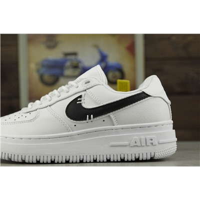 Nike Air Force 1 Luxe из натуральной прочной кожи