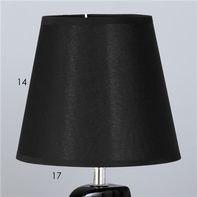 Настольная лампа "Дасия" E14 40Вт черно-красный 18х18х29 см RISALUX