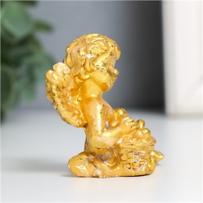 Сувенир полистоун "Ангел с сердцем" золото МИКС 4,5х4,5х5,7 см