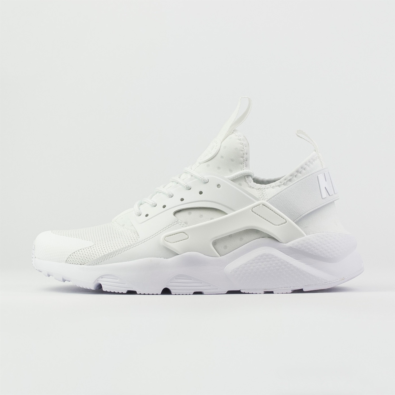 Nike huarache shop all white