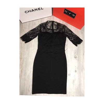 Платье черное с гипюром , размер 42