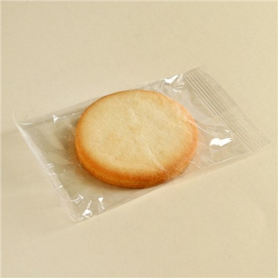 Печенье ванильное в форме медали в коробке с лентой "«Самой прекрасной»