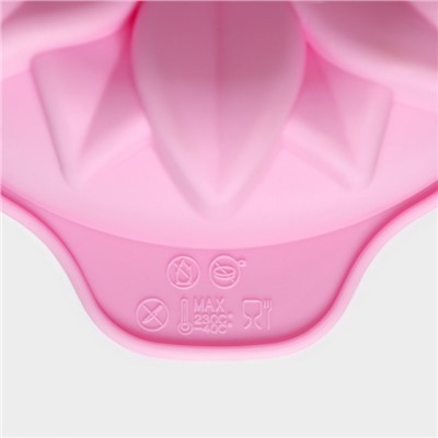 Форма для выпечки Доляна «Подсолнух», силикон, 15,3×13 см, с ручками, цвет розовый