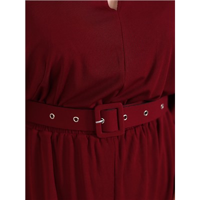 Платье бордового цвета трикотажное с брошью