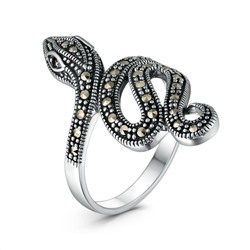 Кольцо из чернёного серебра с натуральным гранатом и марказитами - Змея