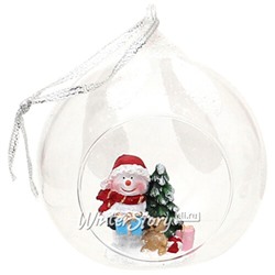 Шар с композицией Лесная сказка - Снеговичок с подарком 9 см, стекло, подвеска (Sigro)