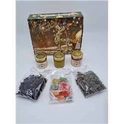 69 Новогодний набор мед, варенье, сладости, чай 540 гр