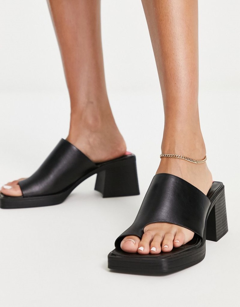 Bershka sandals deals