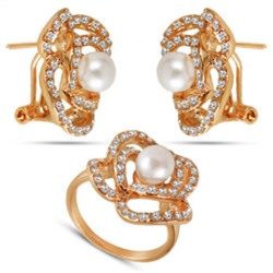 Комплект: кольцо, серьги (вставки: Кристаллы SW, белые, Жемчуг; покрытие: Золото)