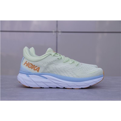 Hoka Clifton 9