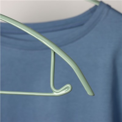 Плечики-вешалки для одежды антискользящие Доляна «Мята», 3 шт, 42×20 см, металл с ПВХ покрытием, цвет зелёный