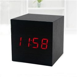 Часы-будильник "Деревянный Куб" черное дерево красные цифры