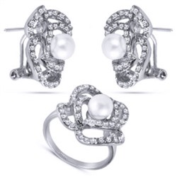 Комплект: кольцо, серьги (вставки: Кристаллы SW, белые, Жемчуг; покрытие: Родирование)
