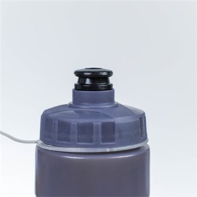 Бутылка для воды COMIRON "Advance" с пылевой крышкой и двухцветным принтом. Серая. 710 мл. Одна штука / FWCPE-28D2С / 711612