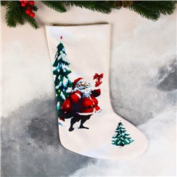 Носок для подарков "Дед Мороз с подарками, в лесу" 26х40 см, белый