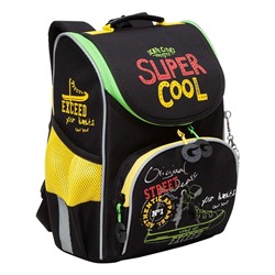 Рюкзак GRIZZLY с мешком для обуви "Super cool" (RAm-385-1) 33*25*13см, цвет черный-салатовый, анатомическая спинка